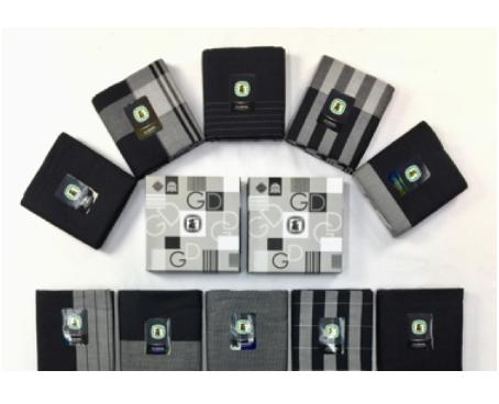 Kain pelikat hitam putih Gajah Duduk