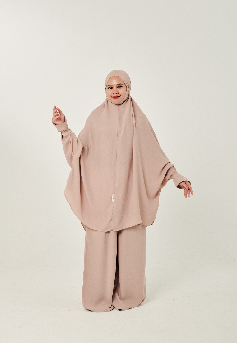 Nayla Jilbab Set in Dusk Rose (Solat-Ready Attire)