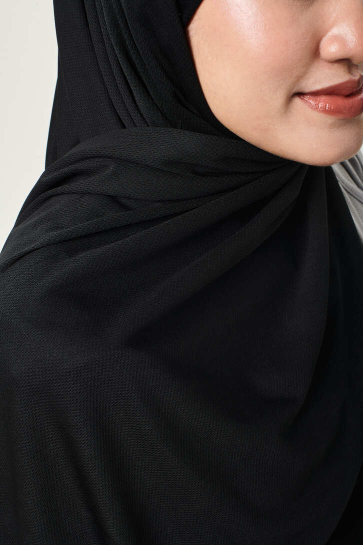 NAFAS Active Shawl