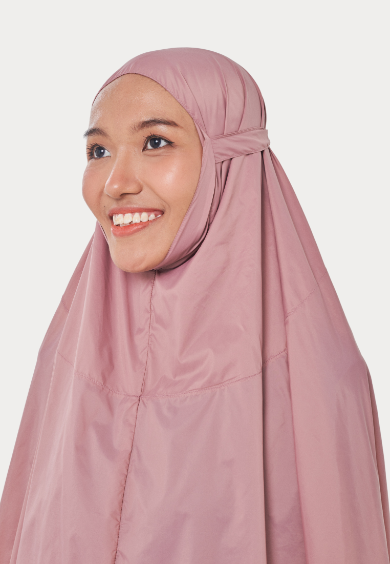 Marisa on the go travel telekung worn by Muslimah at work or airport