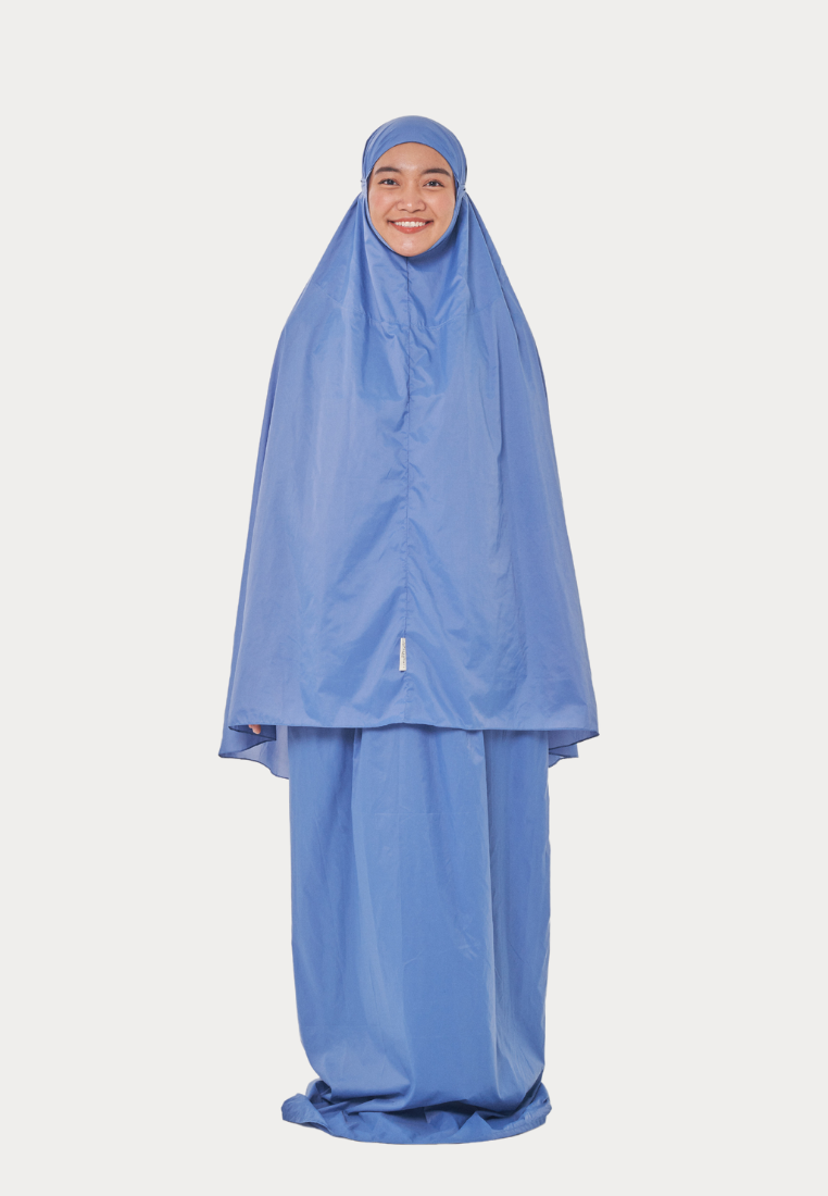 Marisa on the go travel telekung worn by Muslimah at work or airport