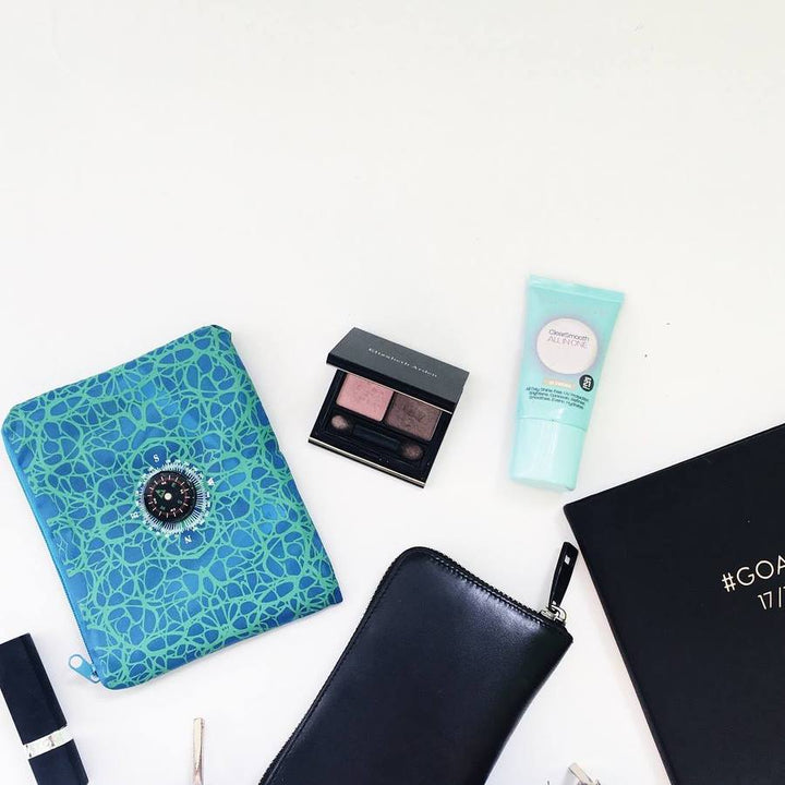 Muslim on-the-go: 6 essentials you must have in your daily handbag