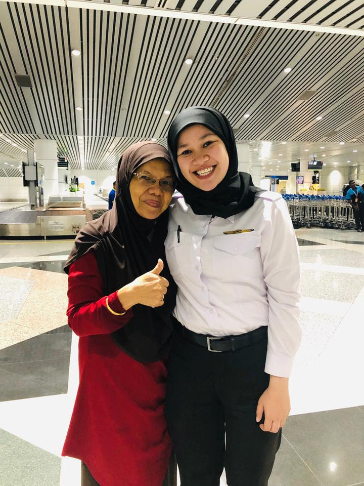 #ZAAHARATALK: The Flying Muslimah ✈️  -  Meet Captain Sofia, the girl behind the name of our signature Telekung Sofia