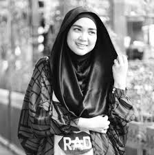 10 Famous Muslimah Bloggers in Indonesia