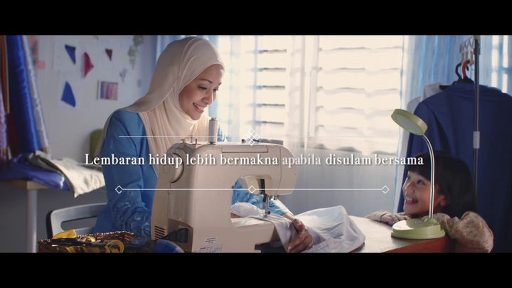 A powerful short film on how kindness should be - (Siti Khadijah and RHB collaboration)