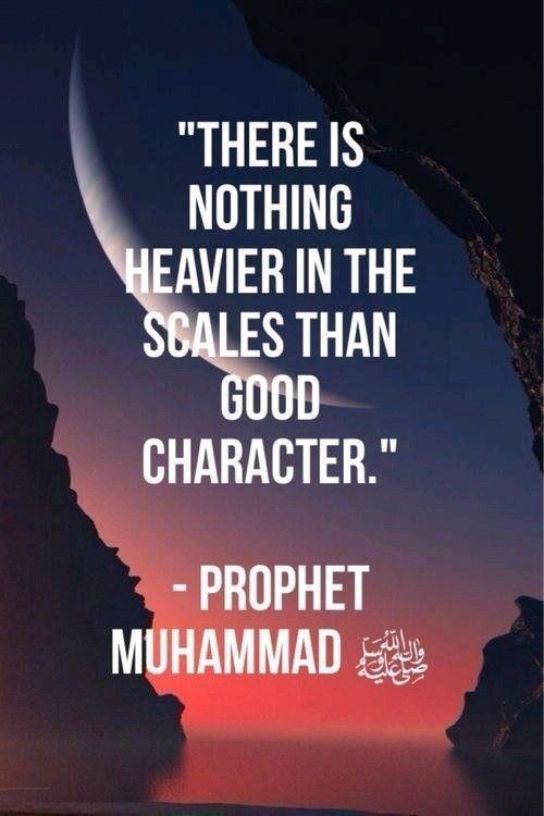 Emulate the good character of prophet Muhammad's companion to spread dakwah