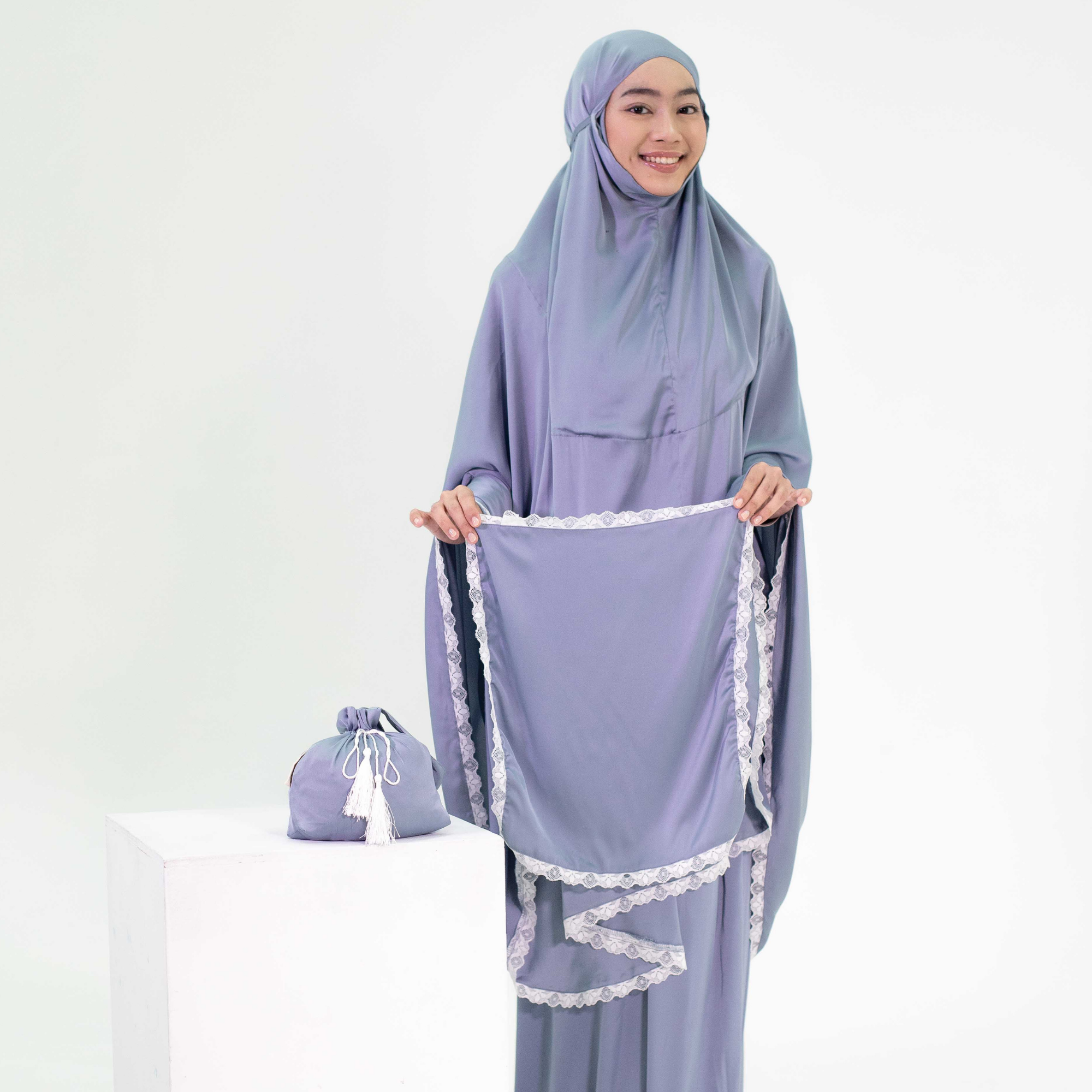 Khadeeja Sateen Prayerwear - Telekung Khadeeja Satin