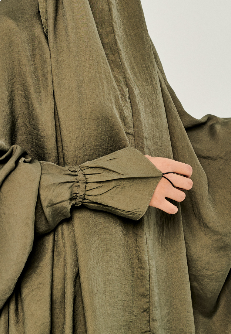 Nayla Jilbab Set in Army Green (Solat-Ready Attire)