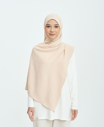 Noura Shawl in Cream