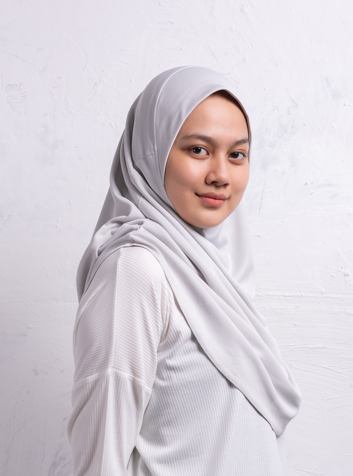 NAFAS Active Hijab in Silver Grey